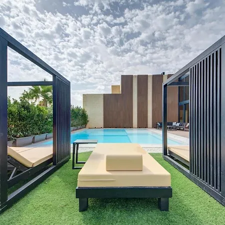 Villa A World Of Your Own, Luxurious With Pools By 360 Estates Il-Mizieb