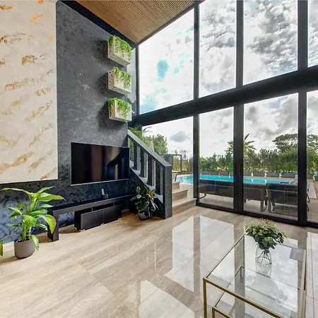 Villa A World Of Your Own, Luxurious With Pools By 360 Estates *