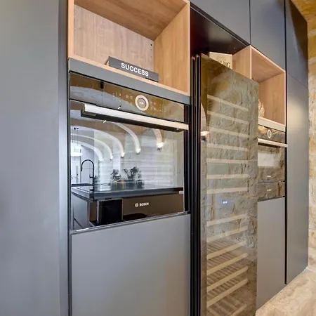 A World Of Your Own, Luxurious With Pools By 360 Estates