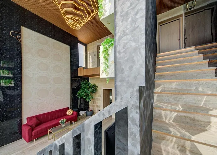 A World Of Your Own, Luxurious With Pools By 360 Estates Vila