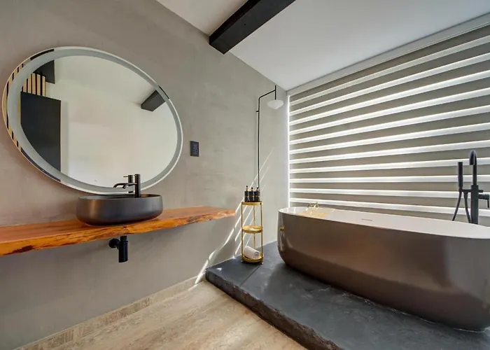 Vila A World Of Your Own, Luxurious With Pools By 360 Estates Il-Mizieb