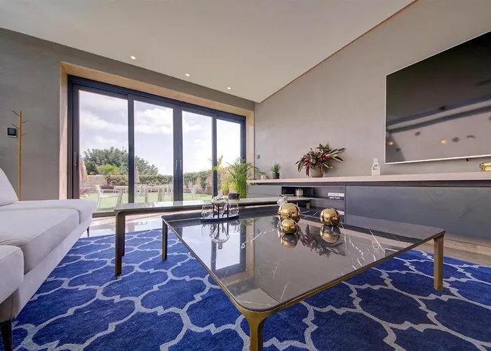 A World Of Your Own, Luxurious With Pools By 360 Estates Il-Mizieb