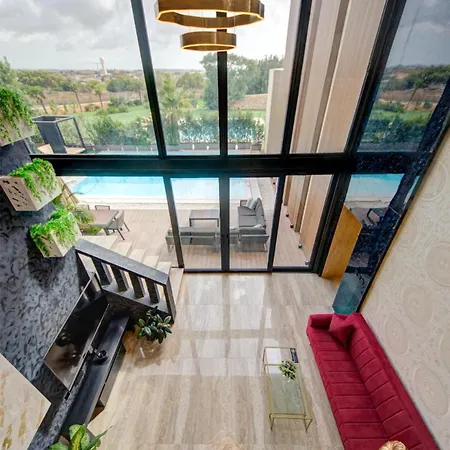 A World Of Your Own, Luxurious With Pools By 360 Estates * Il-Mizieb