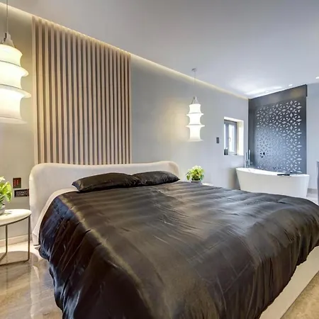 A World Of Your Own, Luxurious With Pools By 360 Estates * Il-Mizieb