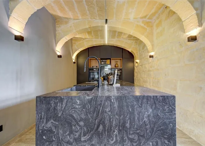 A World Of Your Own, Luxurious With Pools By 360 Estates Il-Mizieb